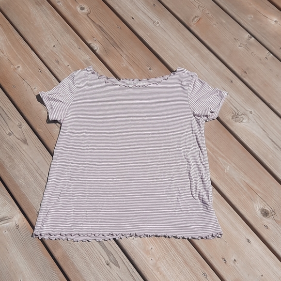 American Eagle tee